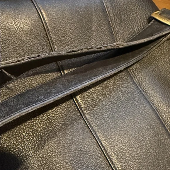 VINTAGE DOONEY & BOURKE BLACK LEATHER BUCKET BAG PURSE - Picture 10 of 10